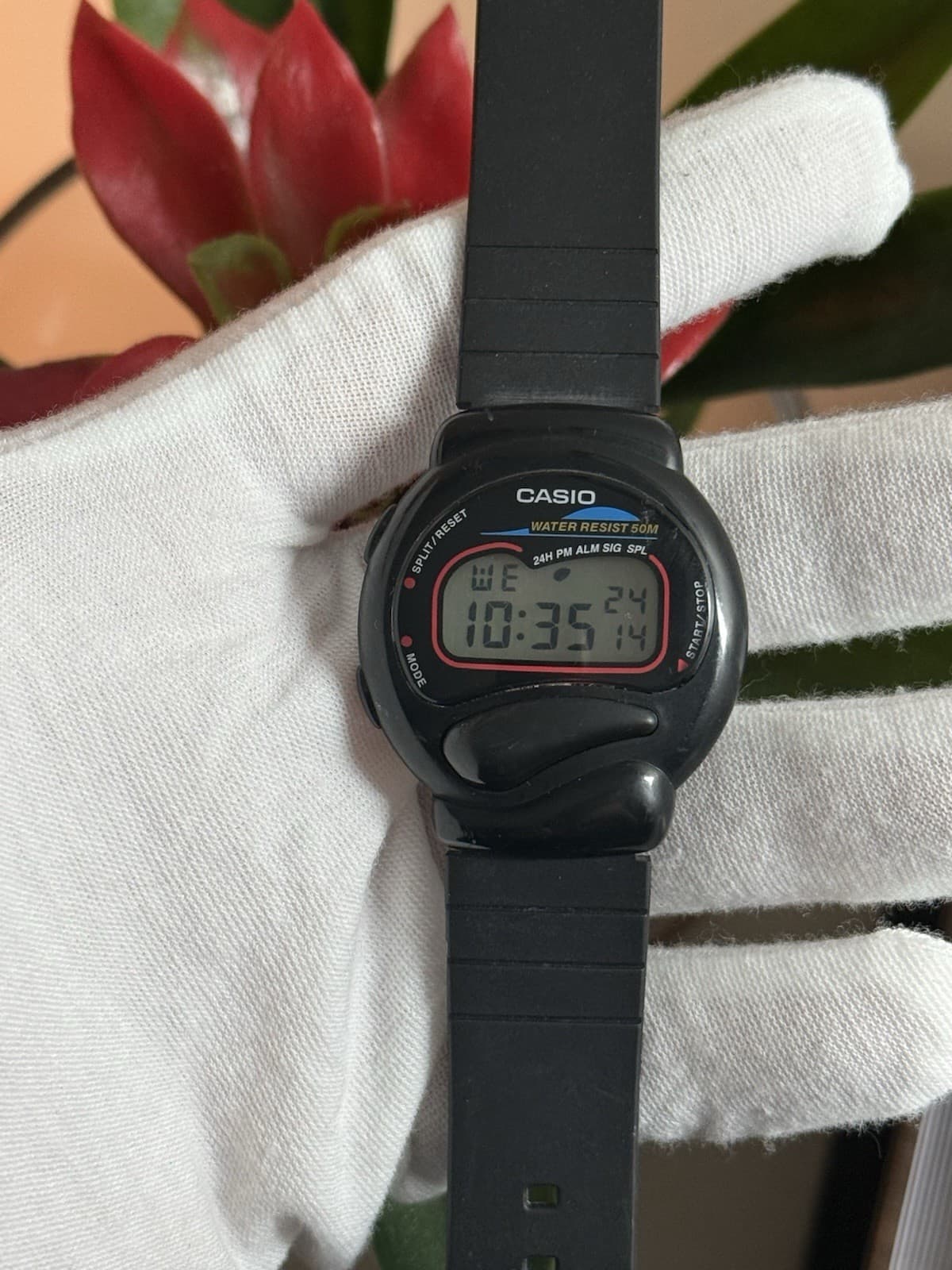 Rare Vintage Casio LW-20 Men’s Digital Alarm Chronograph Sports Watch JDM 1980s - Image 1
