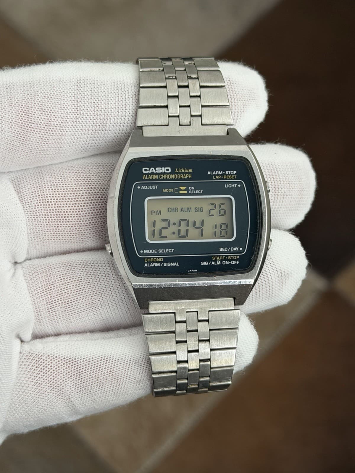 Rare Vintage Casio 83QS-27 Alarm Chronograph Men’s Digital Sports Watch JDM 70s - Image 1