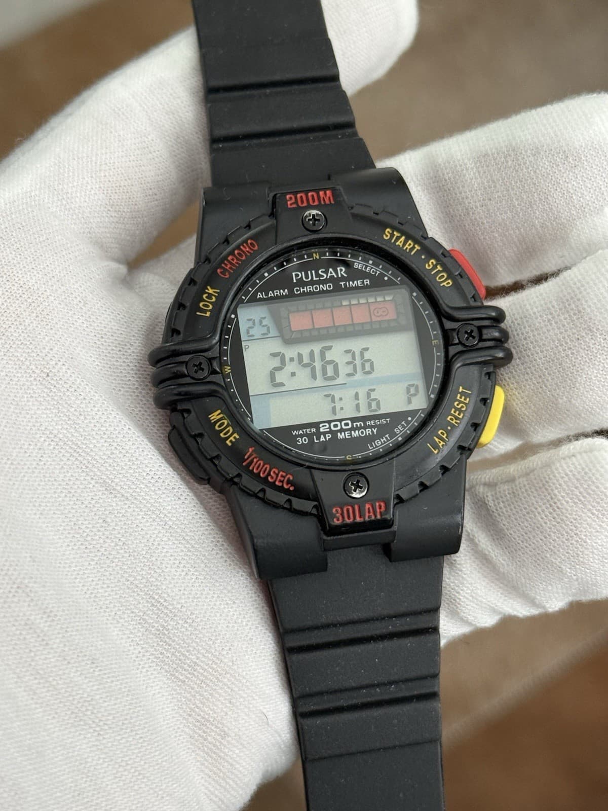 Vintage Seiko Pulsar 30-Lap Memory Men’s Digital Sports Watch W359-0A28 JDM 80s - Image 1
