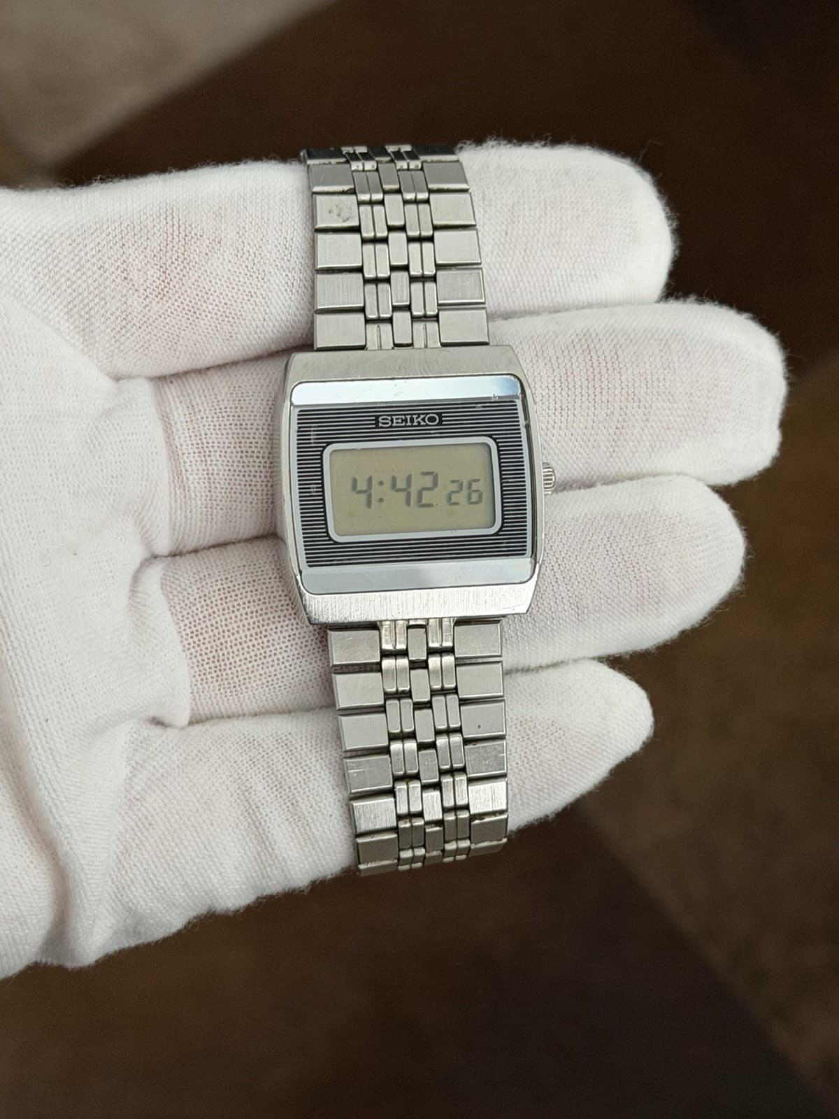 Rare Vintage Seiko F332-4020 Men’s Digital LCD Watch JDM 1970s - Image 1