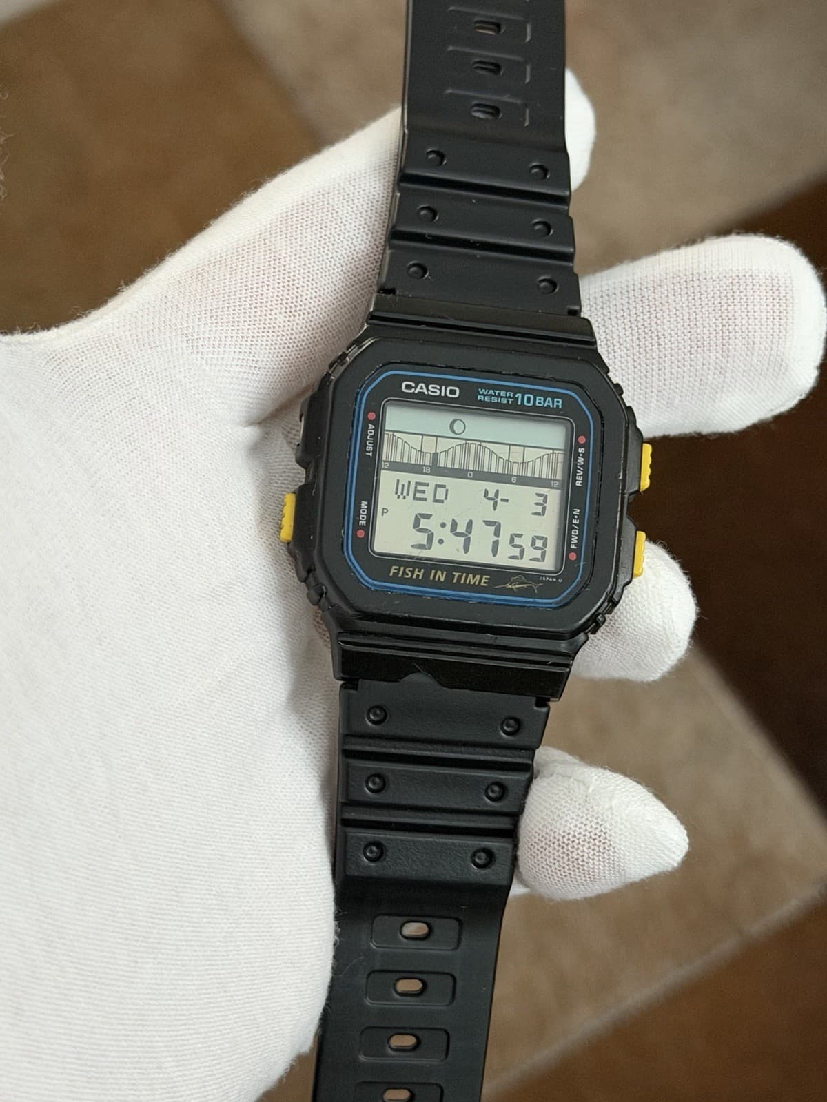 Rare Vintage Casio Fish In Time FT-100W Men’s Digital Sports Watch JDM 1980s - Image 1