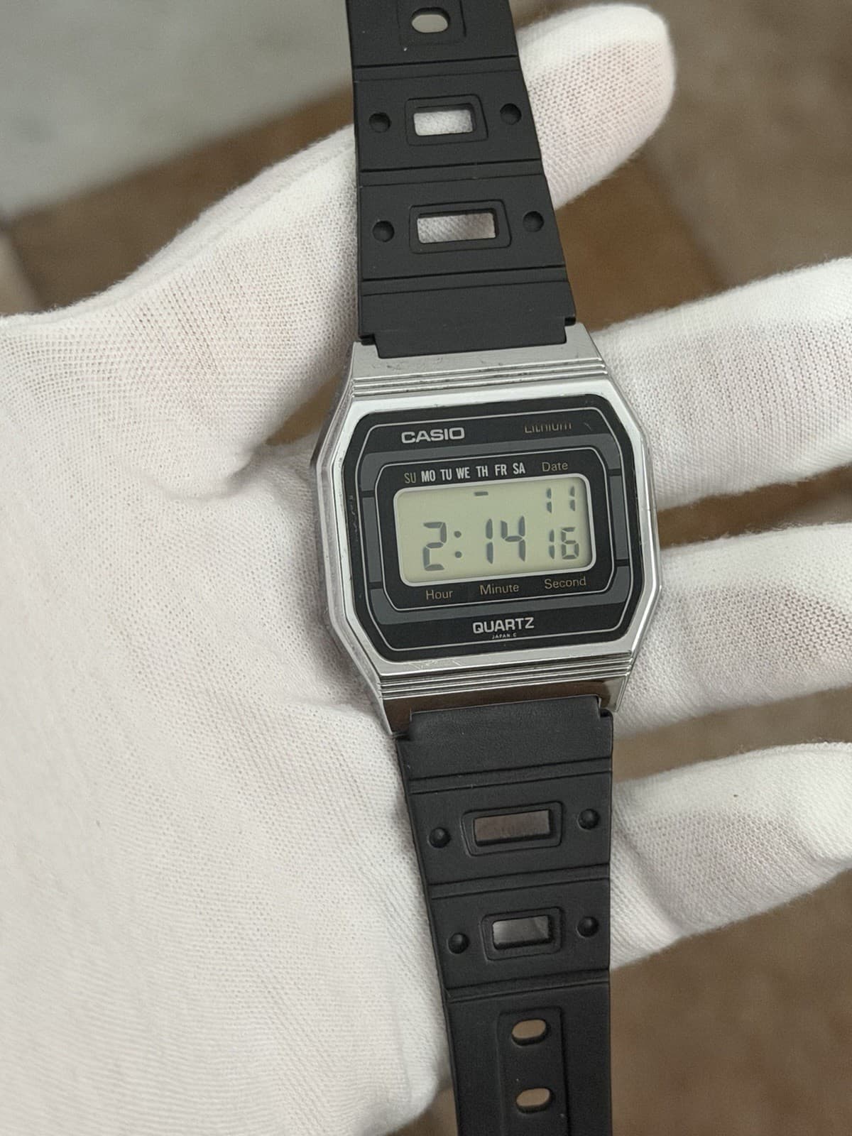 Rare Vintage Casio Quartz B817 Men’s Digital Sports Watch JDM 1980s Module 155 - Image 1