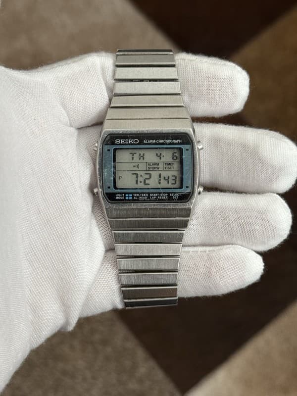 Rare Vintage Seiko A939-5010 Men’s Alarm Chronograph Digital Sports Watch JDM