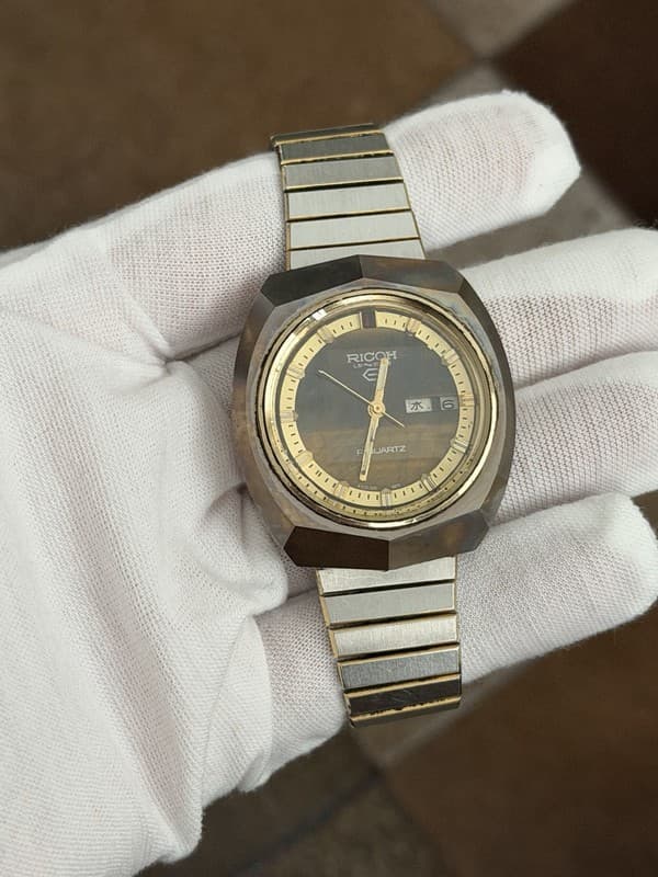 Rare Vintage Ricoh Riquartz Men’s Classic Dress Sports Watch JDM 1970s