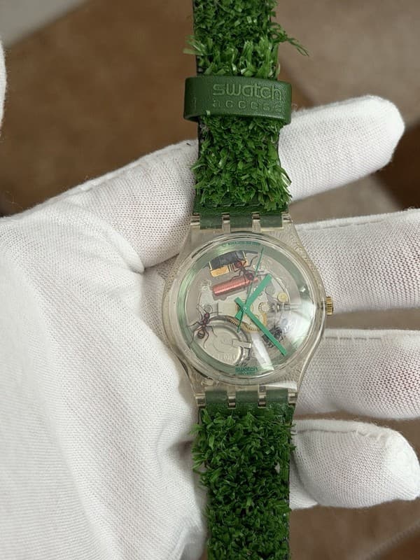 Rare Vintage Swatch “Garden Turf” SZK103 Limited Edition Quartz Watch JDM 1990s