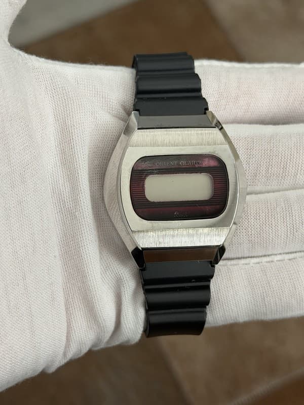 Rare Vintage Orient Quartz Men’s Digital Sports Watch JDM 1970s G660106-1