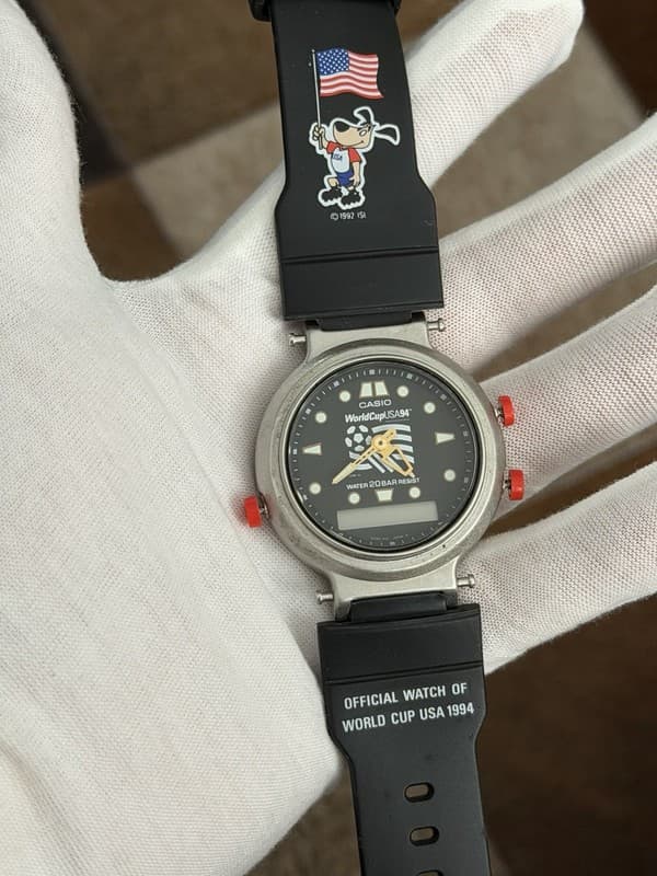 Rare Vintage Casio AW-594 World Cup USA 1994 Men’s Ana-Digi Sports Watch