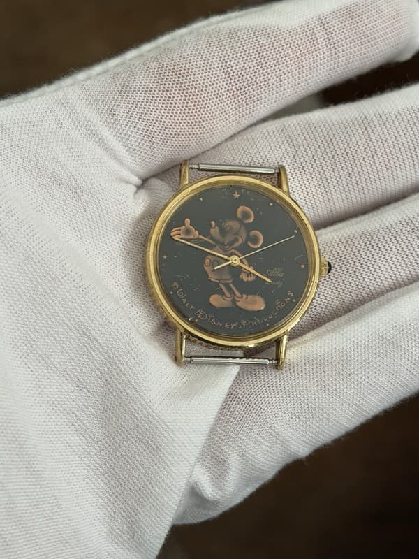 Rare Vintage Alba Quartz Walt Disney Mickey Mouse Y101-6000 Quartz Watch JDM 80s