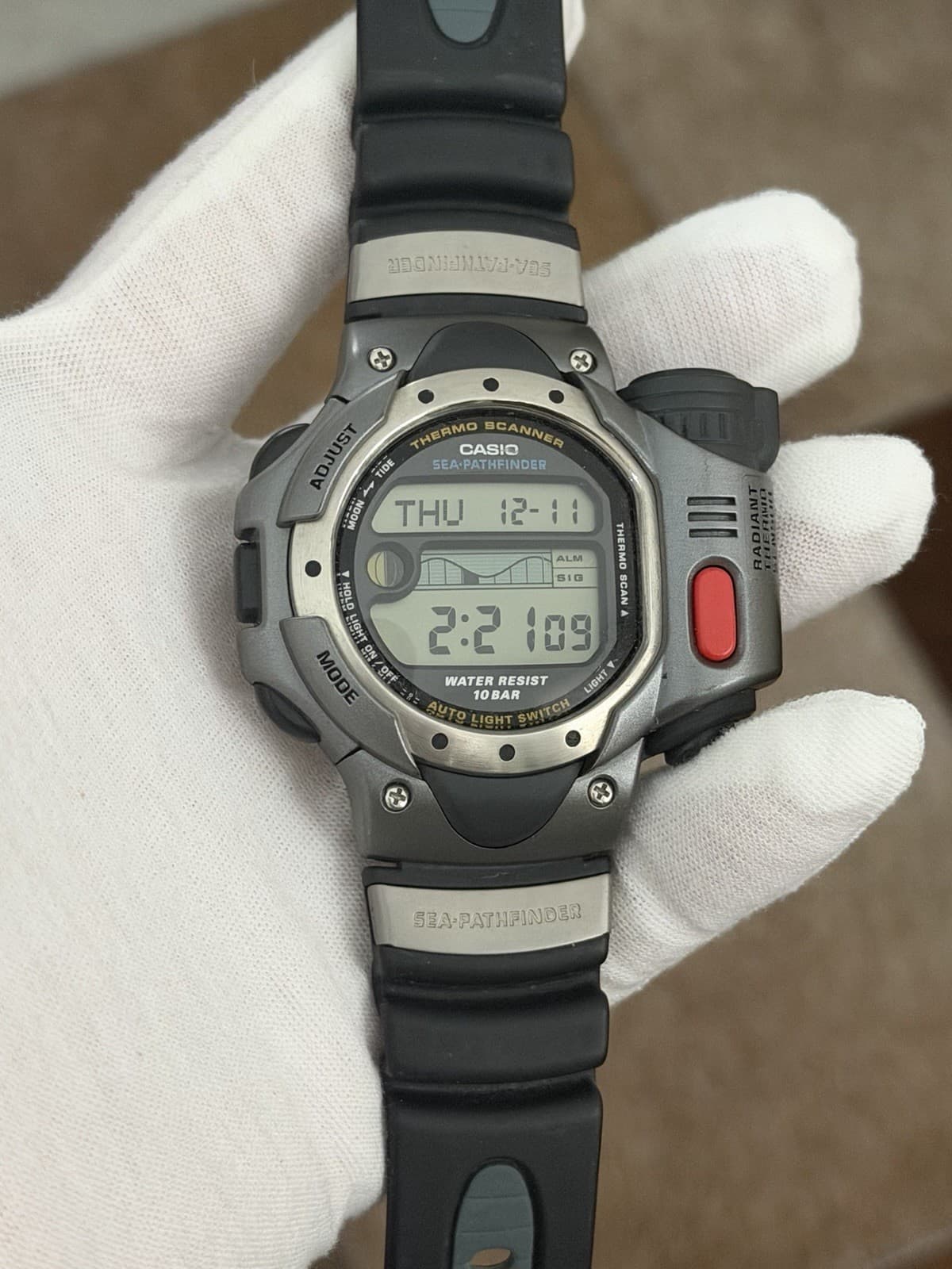 Rare Vintage Casio Sea-Pathfinder Thermo Scanner SPF-10 Men’s Digital Watch JDM