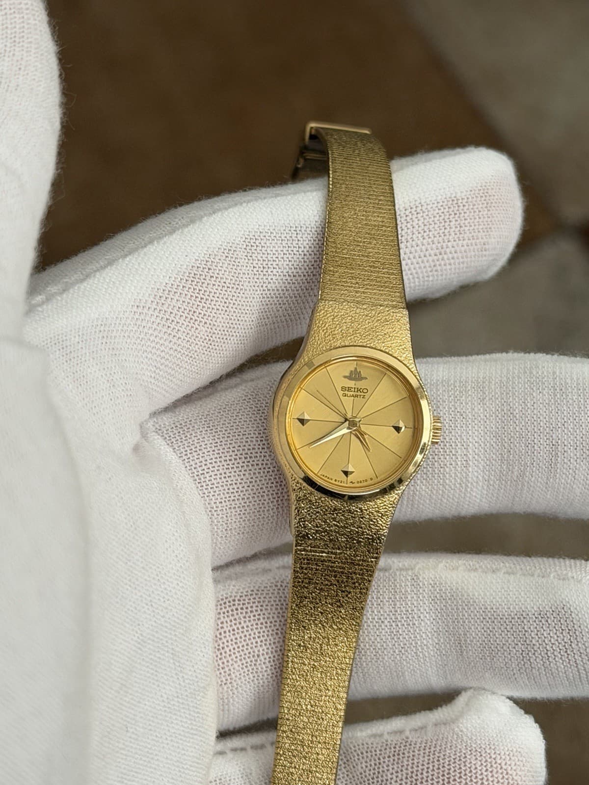 Rare Vintage Seiko Quartz 8Y21-0020 Ladies Fancy Classic Dress Watch JDM 1970s
